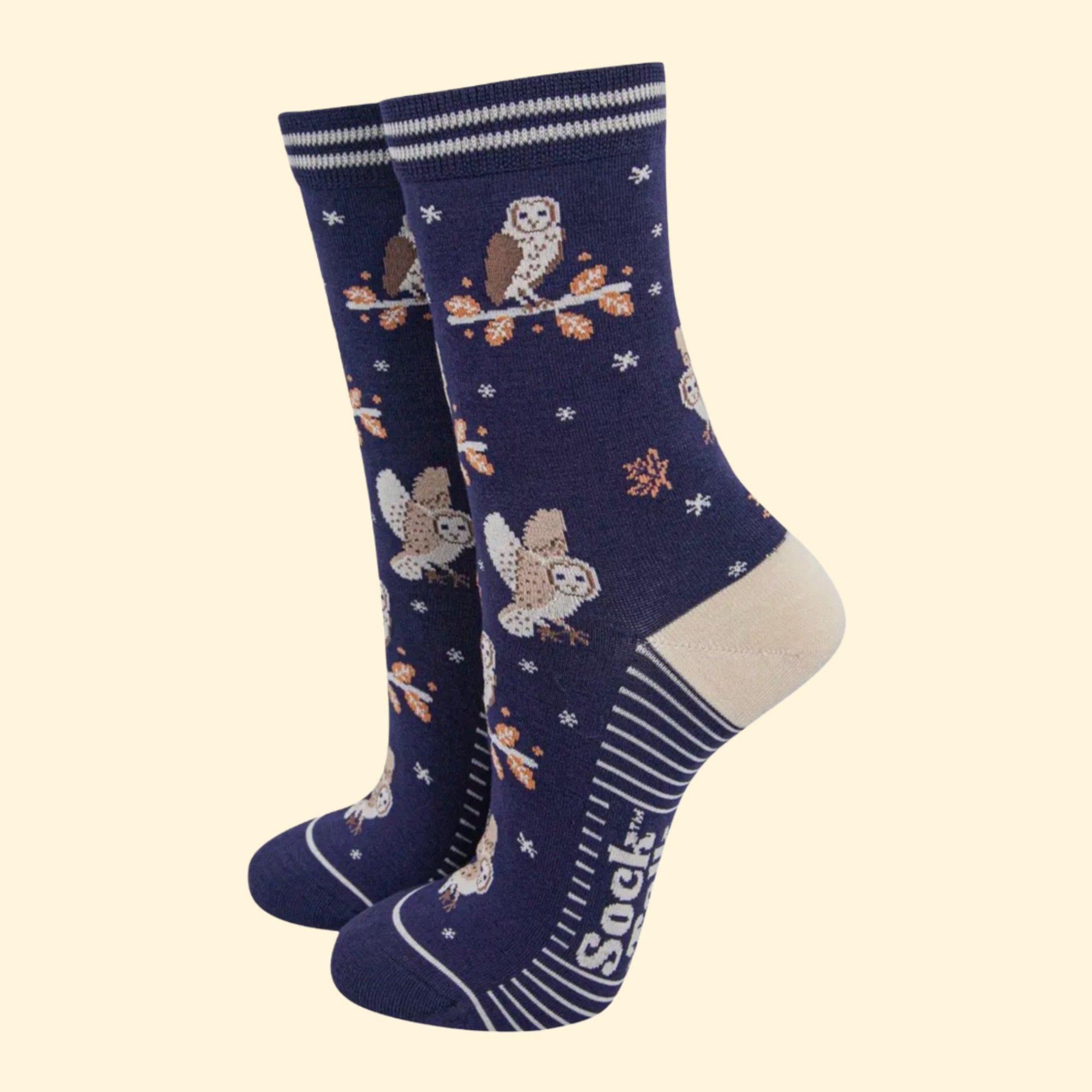 Women's Bamboo Socks - Barn Owls (Navy)