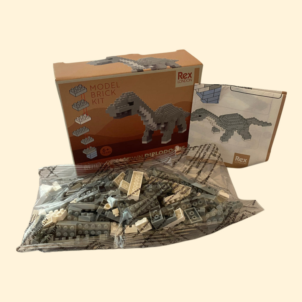 Diplodocus Model Brick Kit