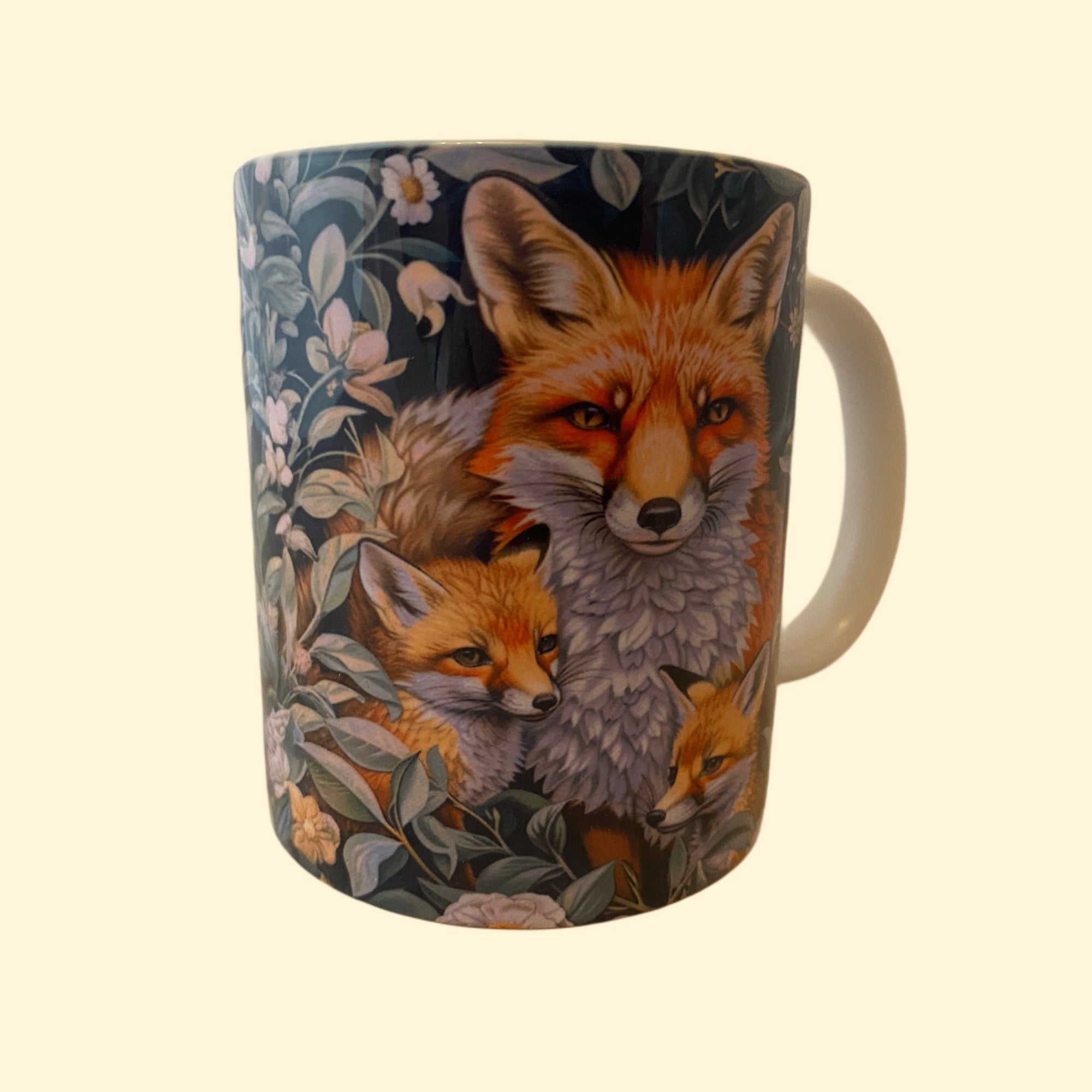William Morris Mug - Vixen & Cubs