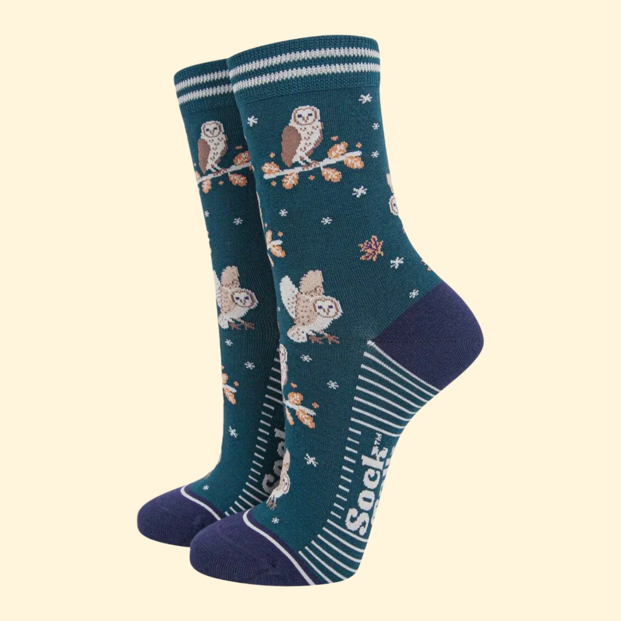 Women's Bamboo Socks - Barn Owls (Forest Green)